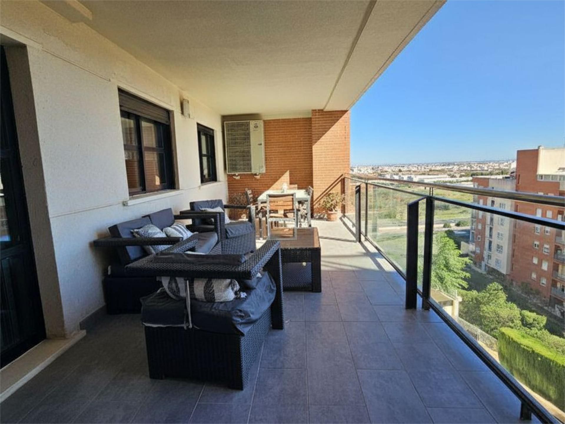 Terraza de Piso en venta en Paterna con Aire acondicionado, Terraza y Piscina