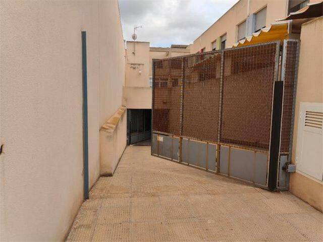 Garaje en Alquiler en Santa Lucía