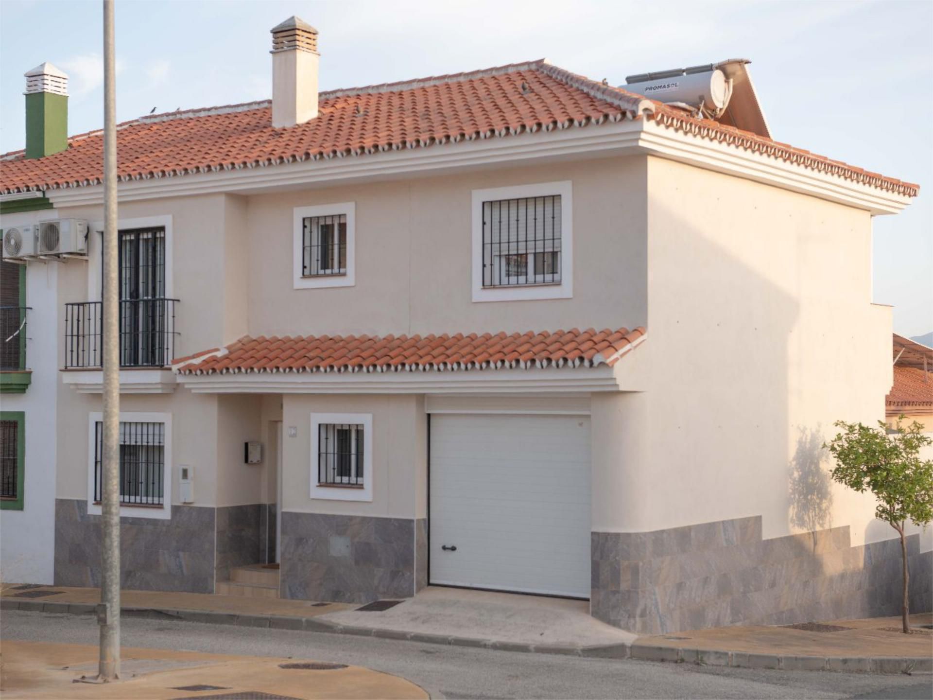 Exterior view of Single-family semi-detached for sale in Pizarra  with Air Conditioner