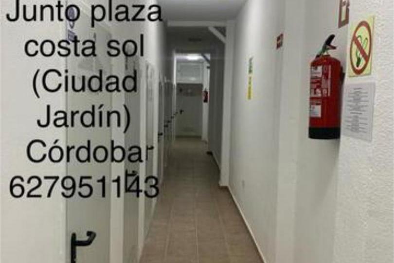 Traster de lloguer a Sector Sur, Córdoba - imatge 1 Foto 1 de Traster de lloguer a Sector Sur, Córdoba