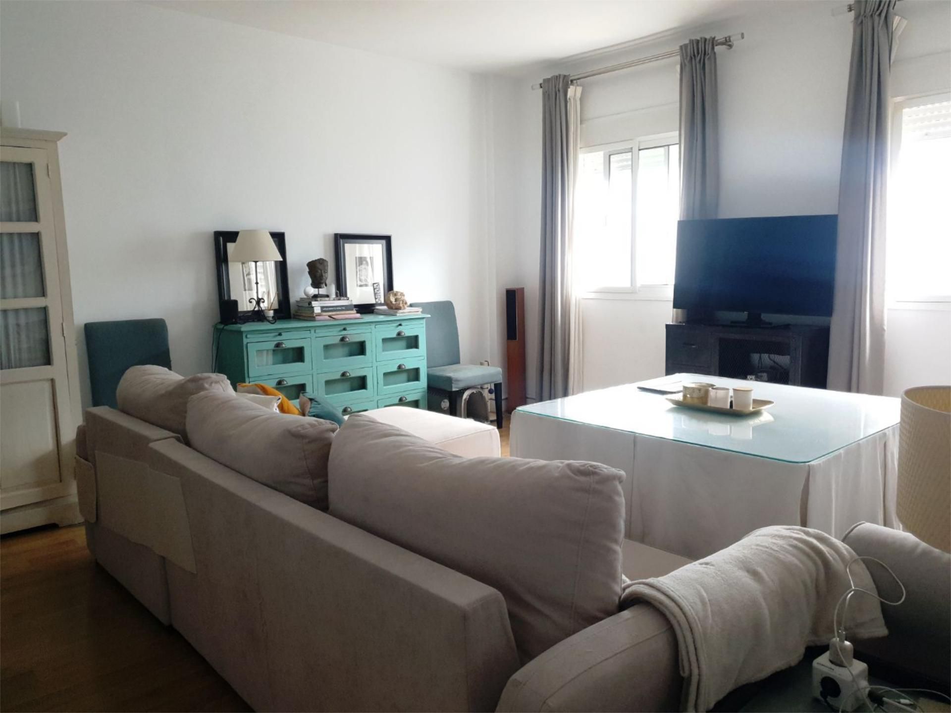 Piso en venta en Avenida Paseo de Europa, 27, El Cano - Los Bermejales Sala de estar de Piso en venta en  Sevilla Capital con Aire acondicionado y Piscina
