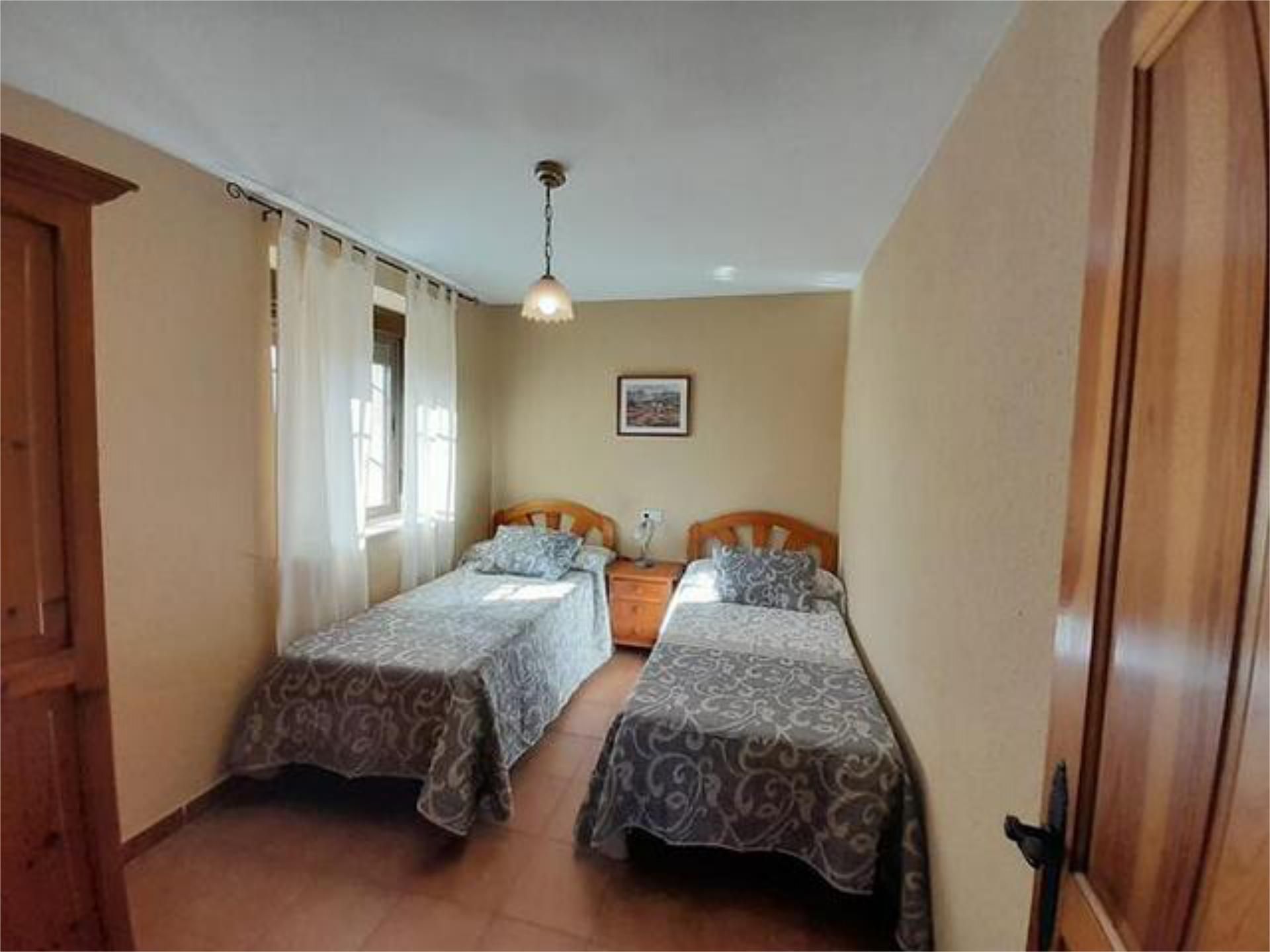 Habitación de Piso de alquiler en Ciudad Rodrigo con Calefacción, Jardín privado y Terraza