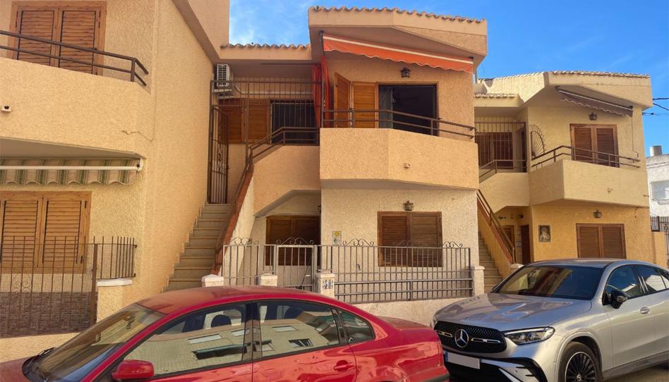 Casa adosada en venda a Calle Nardos, 1t, Santiago de la Ribera, Murcia - imatge 1 Foto 1 de Casa adosada en venda a Calle Nardos, 1t, Santiago de la Ribera, Murcia