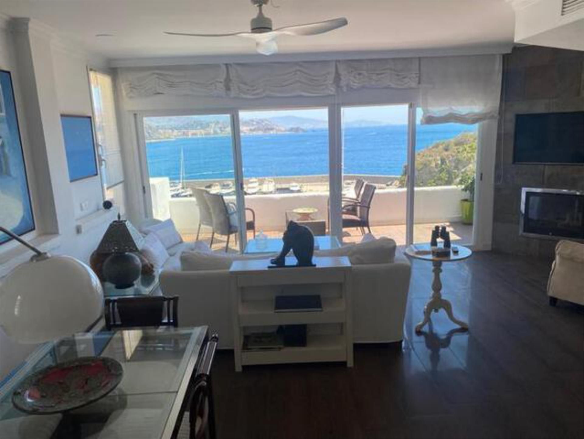 Sala de estar de Casa o chalet de alquiler en Almuñécar con Terraza, Amueblado y Se aceptan mascotas