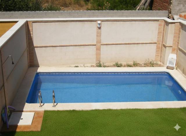 Casa adosada en Venta en Calle Real, 25 en Ballesteros de Calatrava