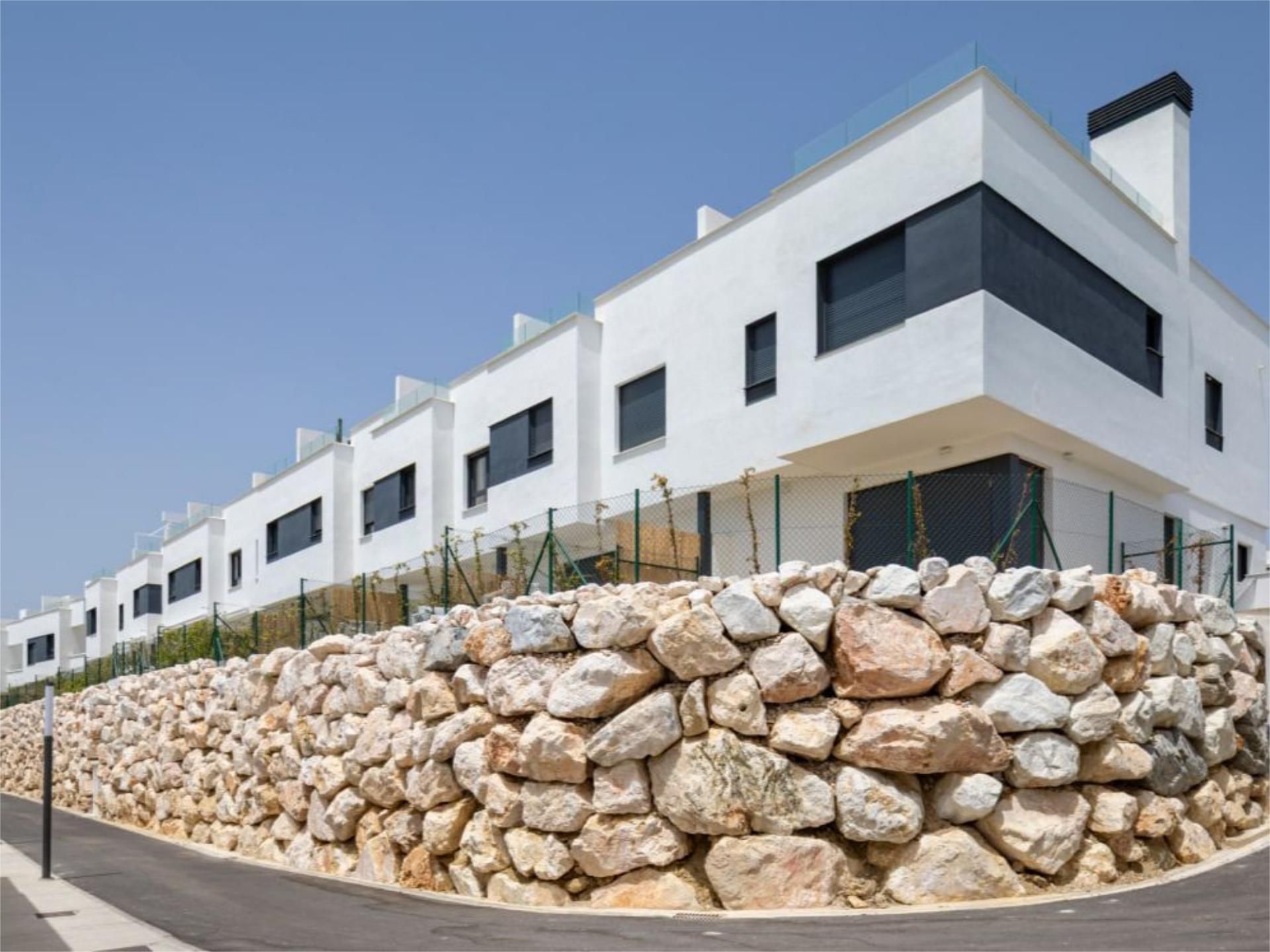 Exterior view of Flat for sale in Mijas  with Air Conditioner, Terrace and Swimming Pool