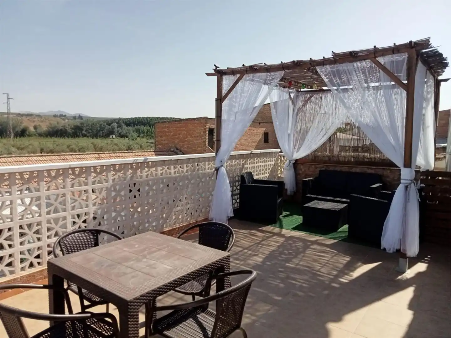 Country house zur Miete in Calle Nueva de la Virgen de Trasmulas, 28, Pinos Puente Terrasse von Country house zur Miete in Pinos Puente
