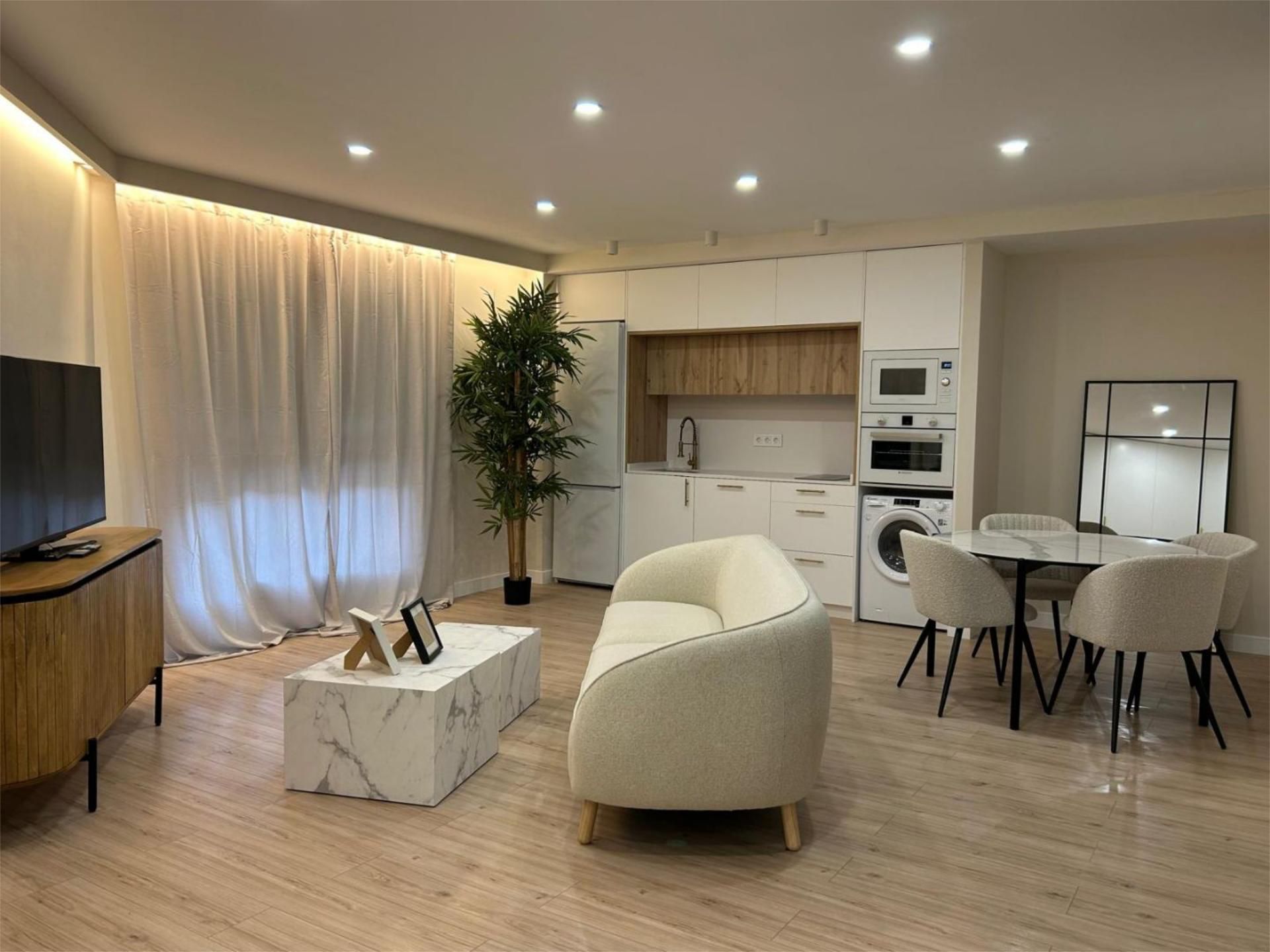 Sala de estar de Piso de alquiler en Cáceres Capital con Aire acondicionado