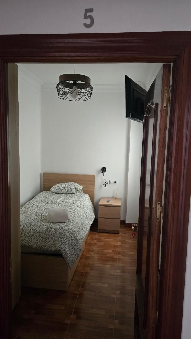 Habitación de Piso de alquiler en Miranda de Ebro con Calefacción, Parquet y Amueblado