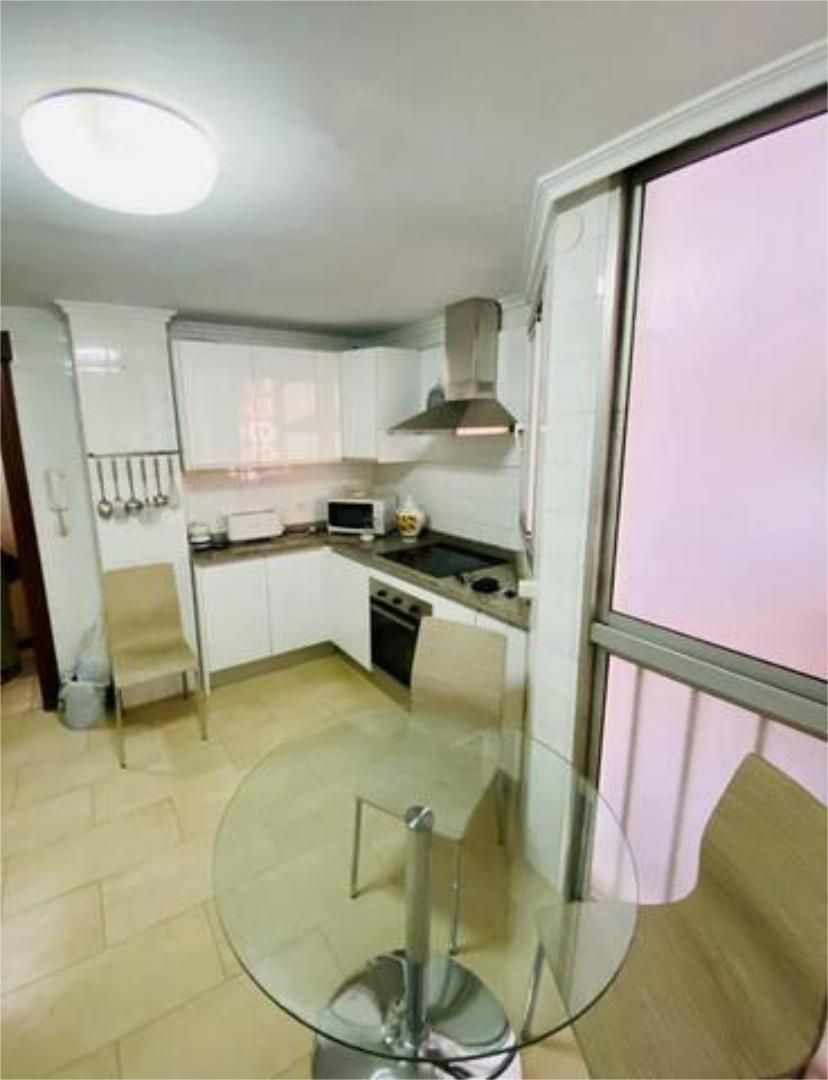Cocina de Piso en venta en  Sevilla Capital