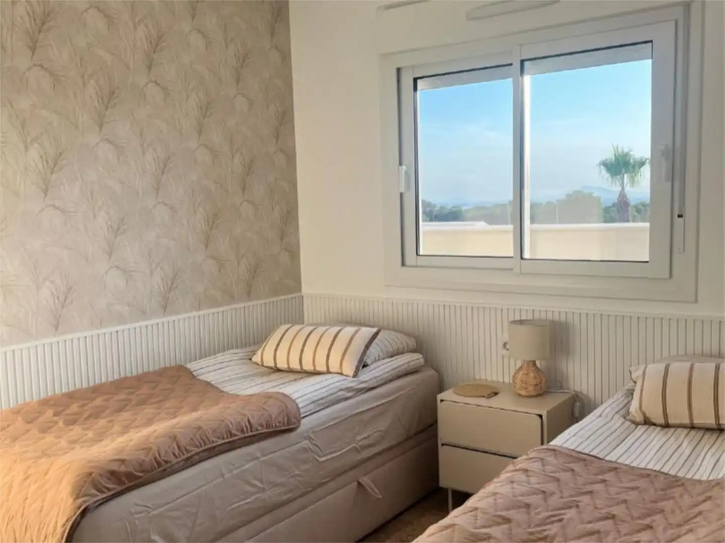 Apartamento en venta en Avinguda D'escandinàvia, 96, Panorama - Sierramar Habitación de Apartamento en venta en Santa Pola con Aire acondicionado, Terraza y Piscina