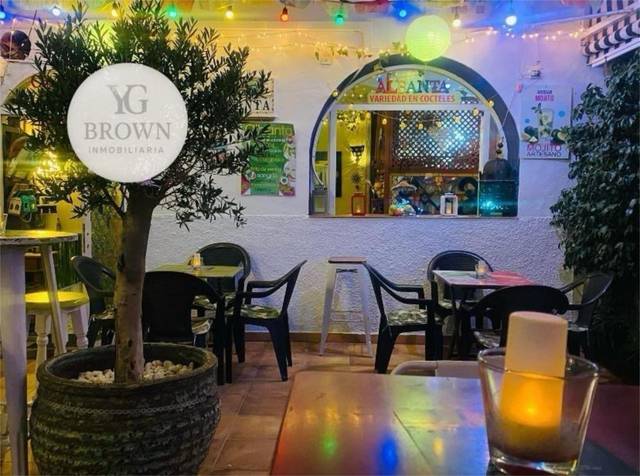 Local comercial en Venta en Calle Skal, 17 en El Bajondillo