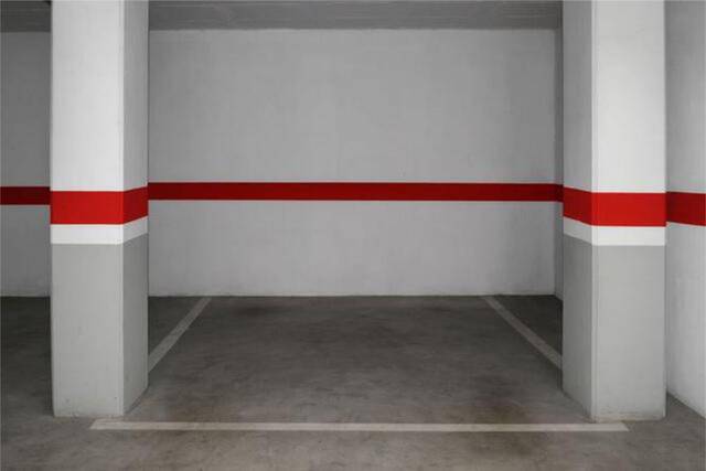 Garaje en Alquiler en Elviña - A Zapateira