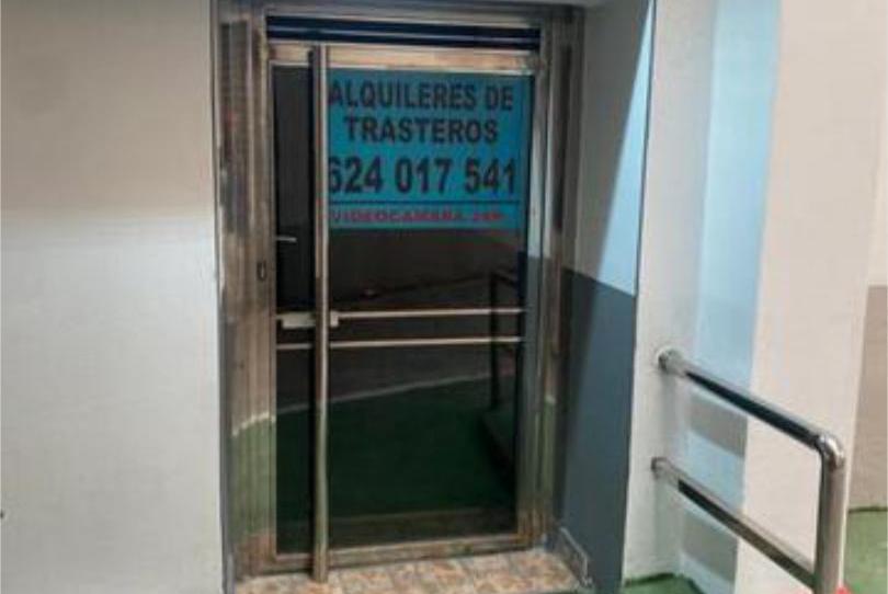 Photo 1 of Box room to rent in Astilleros - La Paz  - Loreto - El Corte Inglés, Cádiz