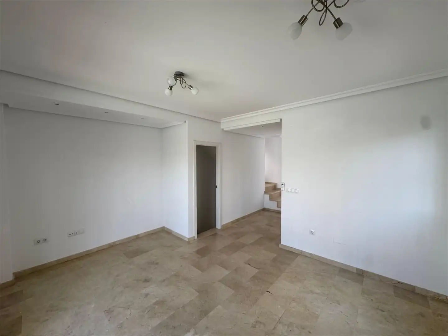 Casa o chalet de alquiler en Avenida el Ras Gran, 22, El Raso Casa o chalet de alquiler en Guardamar del Segura con Aire acondicionado, Jardín privado y Terraza