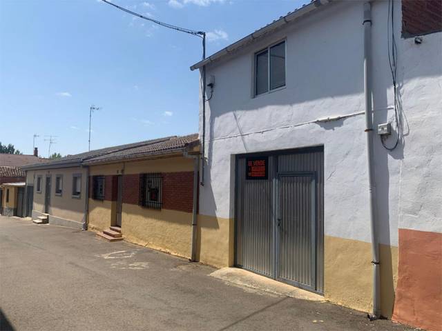Casa adosada en Venta en Calle la Fuente, 2 en Joarilla de las Matas
