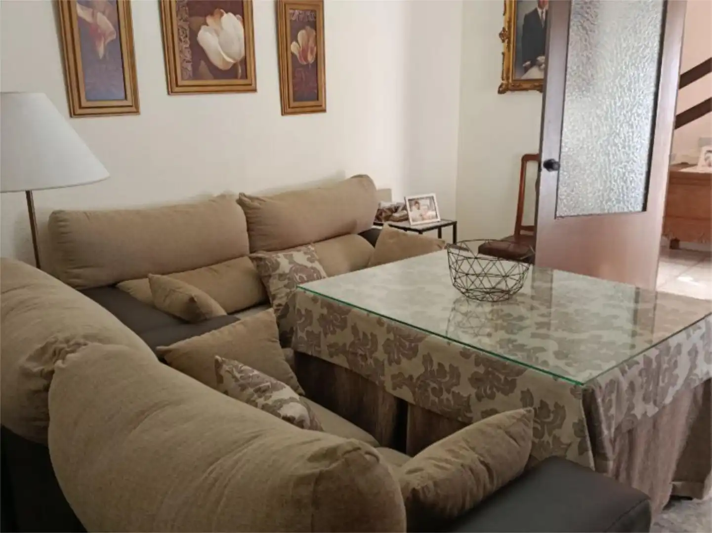 Casa adosada en venta en Calle Víctor Pradera, 18, Torreperogil Sala de estar de Casa adosada en venta en Torreperogil con Aire acondicionado, Calefacción y Terraza