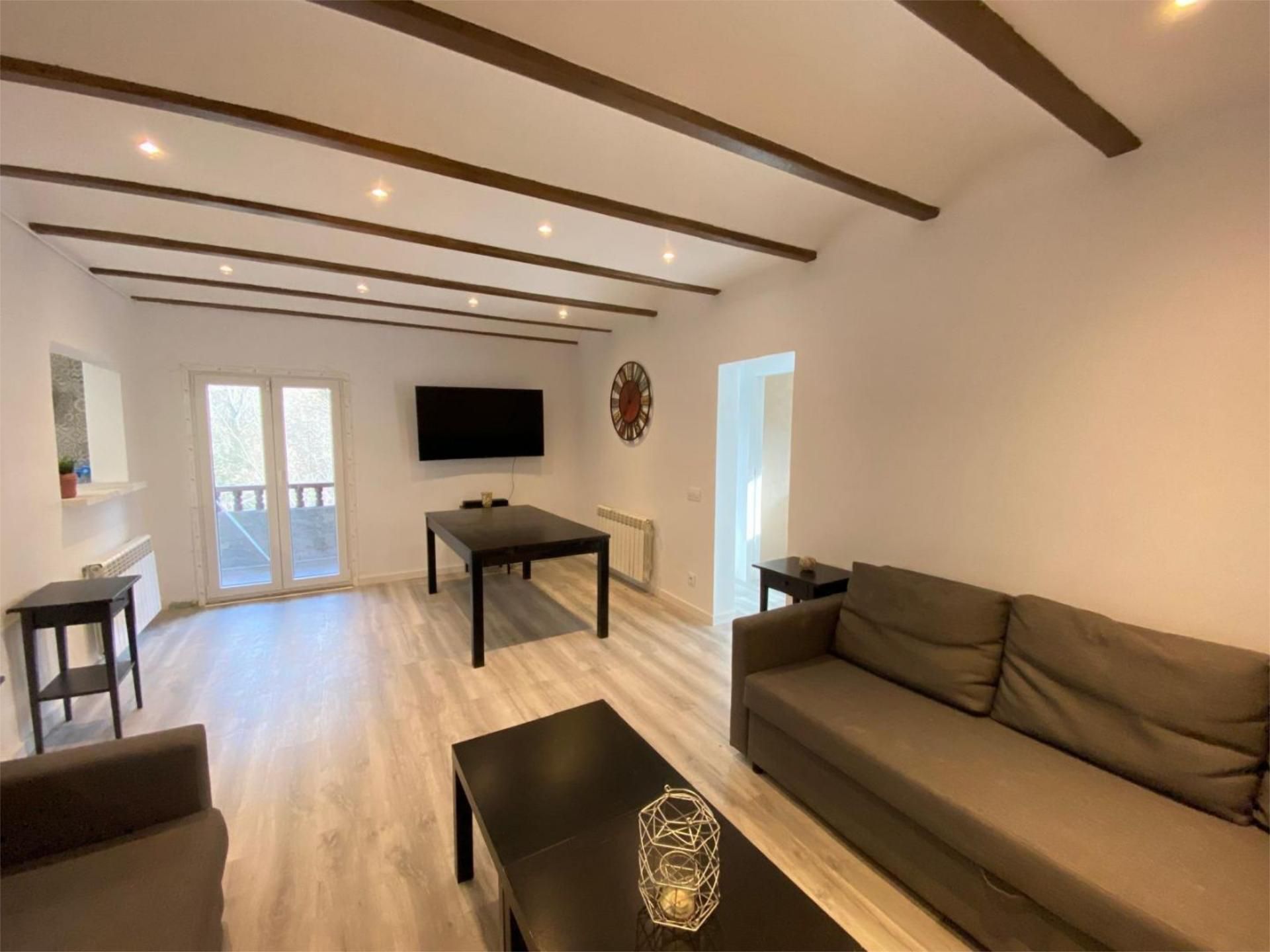 Pis en venda a Colegio Botey-brucs, 13, Ripoll Sala d'estar de Pis en venda en Ripoll