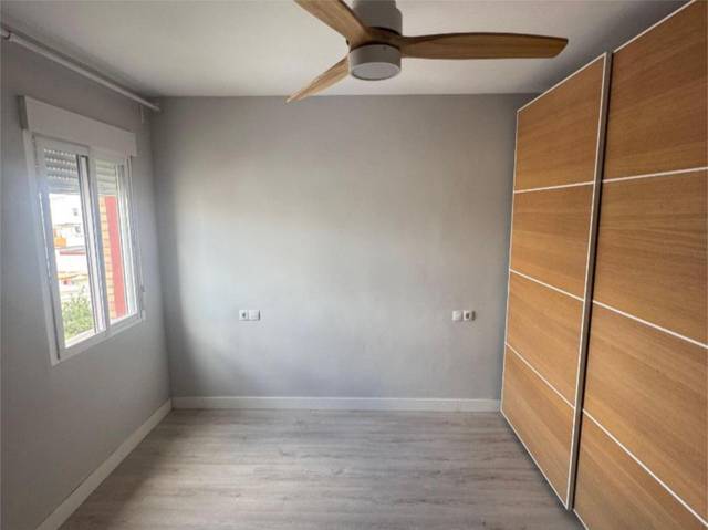 Piso en Alquiler en Calle General Martínez, 9 en Barrio León