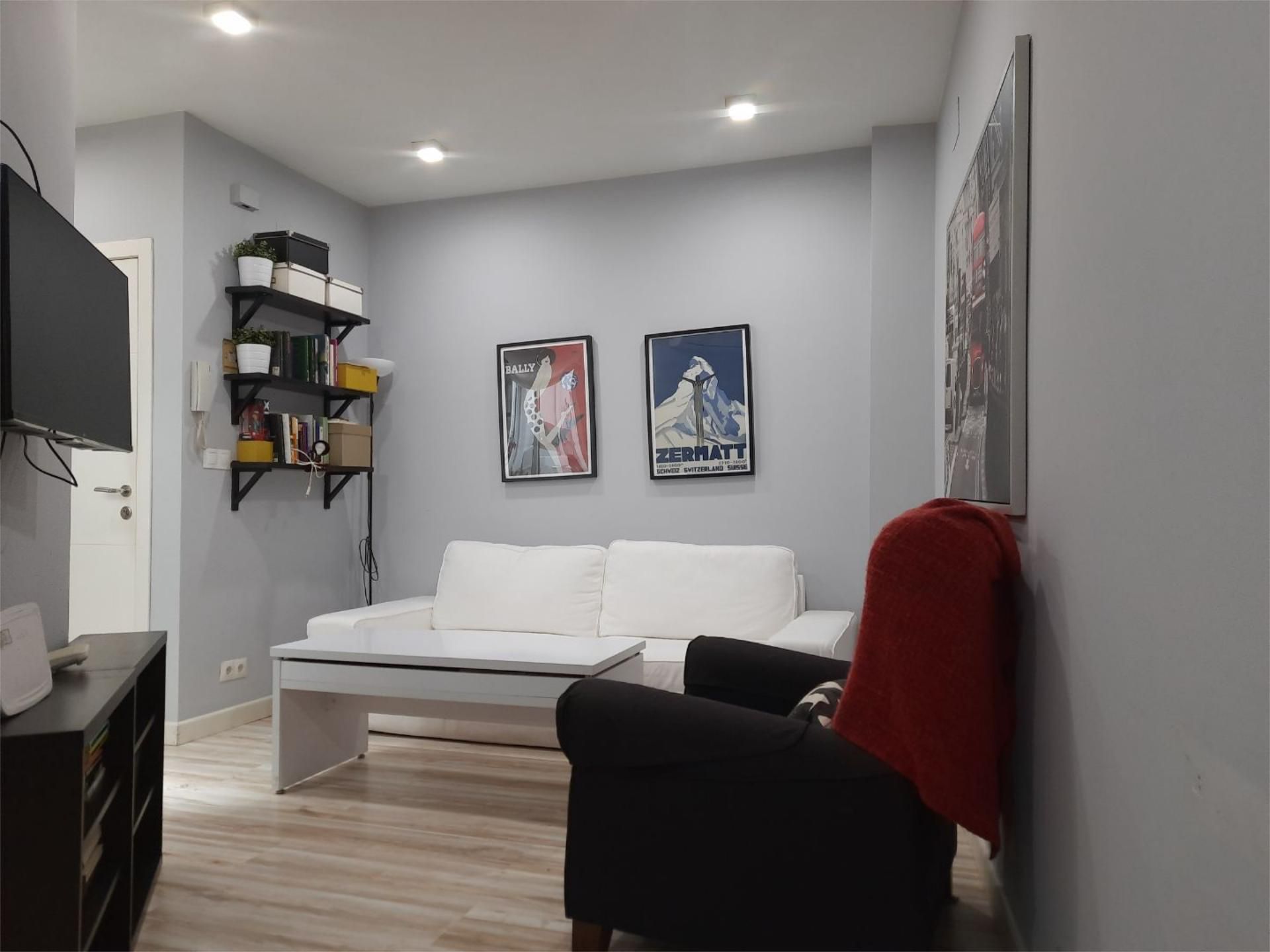 Piso en venta en Calle Pérez Galdós, 26, Alfalfa - Santa Cruz Sala de estar de Piso en venta en  Sevilla Capital con Aire acondicionado, Parquet y Amueblado
