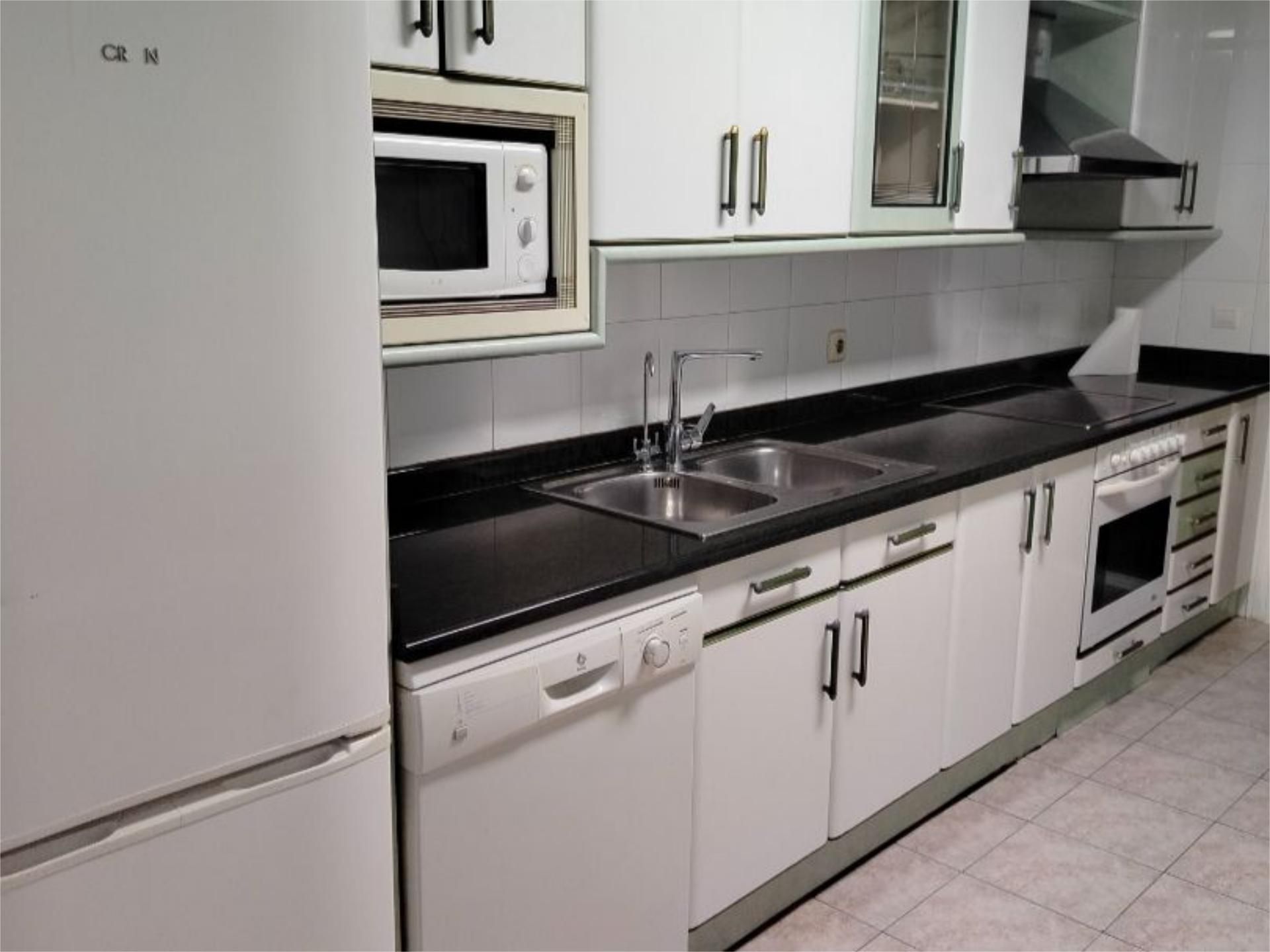 Cuina de Pis en venda en Tudela amb Aire condicionat, Calefacció i Terrassa