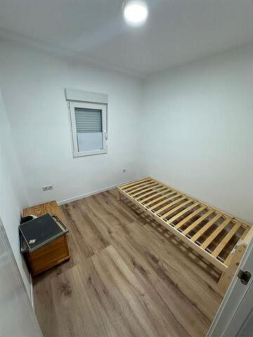 Pis en venda a Nuevo Parque - Los Rosales - Tráfico Pesado Dormitori de Pis en venda en  Huelva Capital amb Jardí privat, Terrassa i Traster