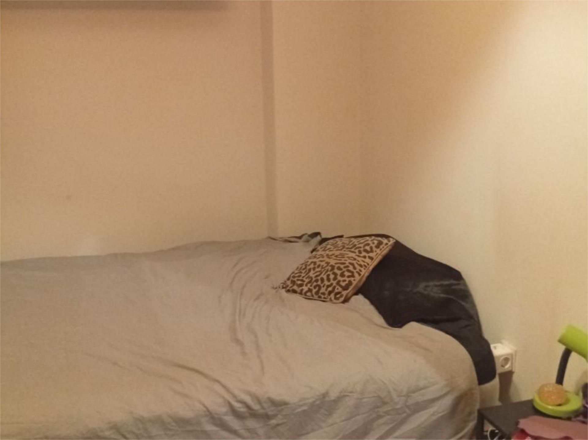 Habitación de Piso para compartir en Ciudad Real Capital con Calefacción, Terraza y Amueblado