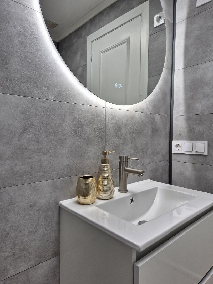 Bathroom of Flat for sale in Torrevieja  with Air Conditioner, Terrace and Balcony