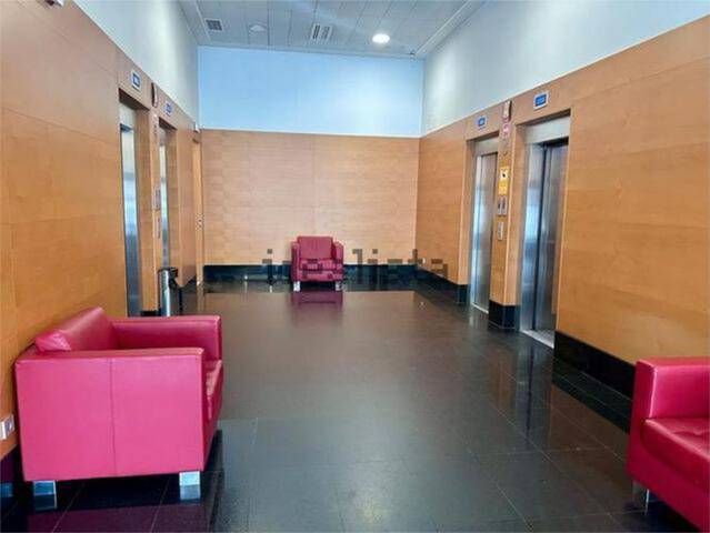 Garaje en Alquiler en Parque María Luisa -Giralda Sur