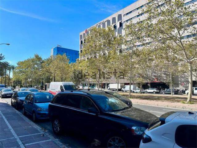 Garaje en Alquiler en Parque María Luisa -Giralda Sur