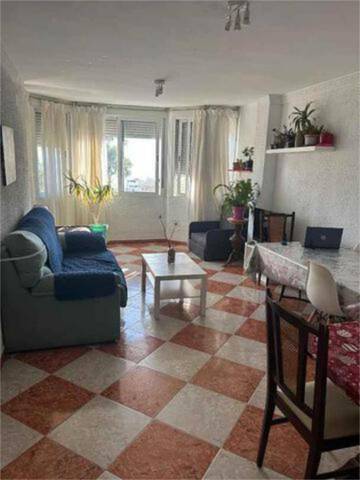 Piso en Alquiler en El Palo