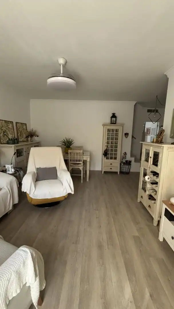 Casa o xalet en venda a Avenida Antonio y Miguel Navarro, 16a, Montilla Sala d'estar de Casa o xalet en venda en Montilla amb Aire condicionat i Balcó