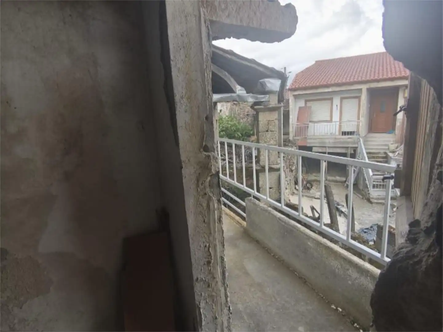 Casa adosada en venda a Medeiros San Cristobo, 60, Monterrei Terrassa de Casa adosada en venda en Monterrei amb Traster i Balcó