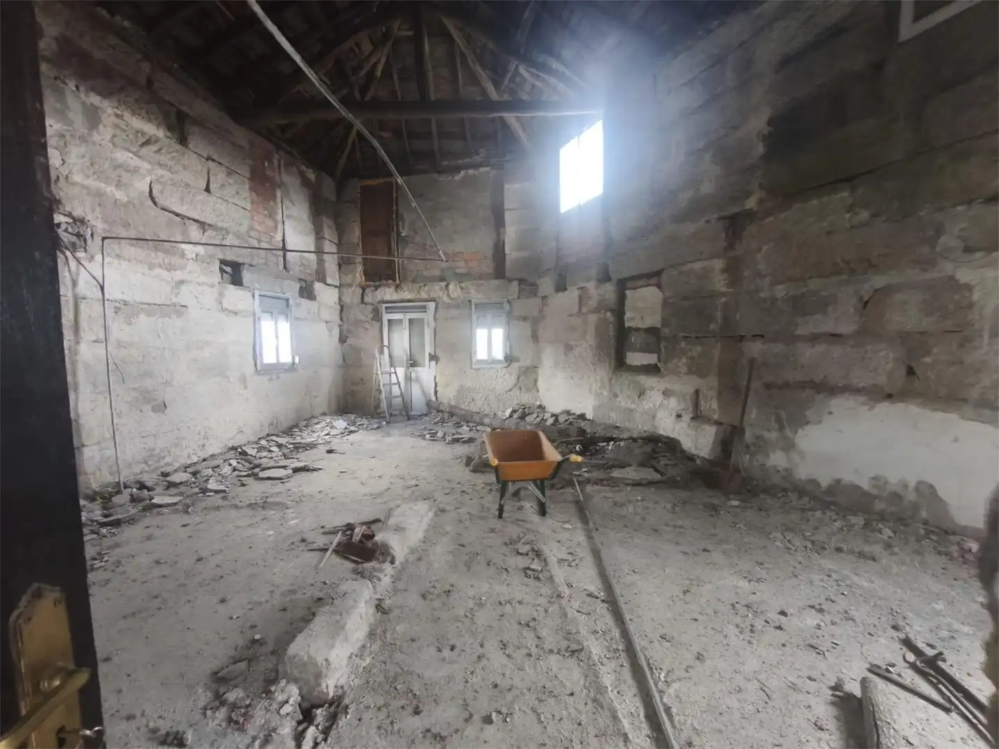 Casa adosada en venda a Medeiros San Cristobo, 60, Monterrei Casa adosada en venda en Monterrei amb Traster i Balcó