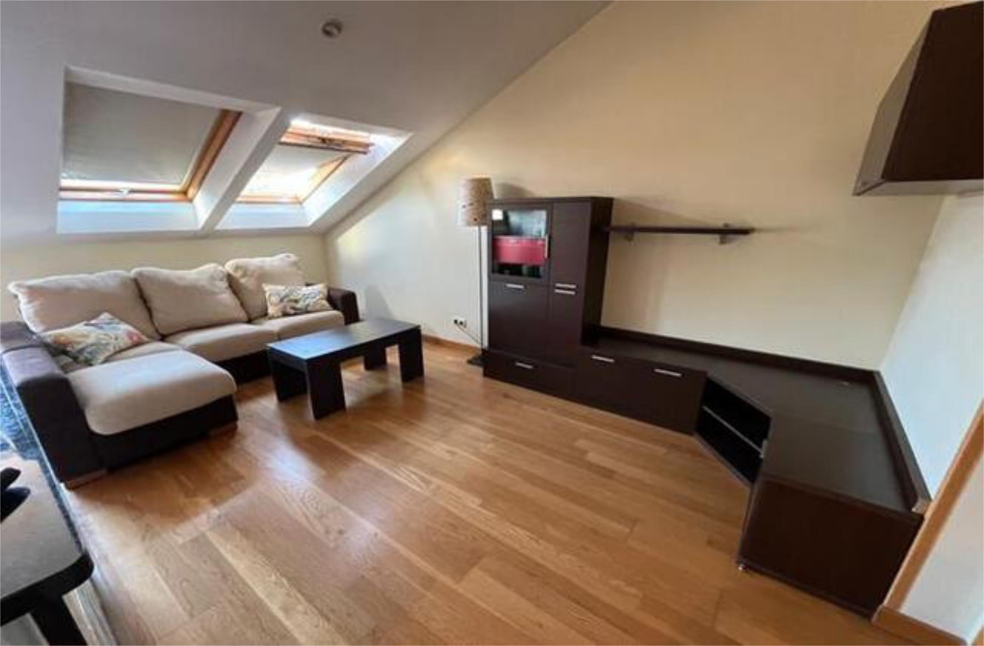 Piso de alquiler en Tomiño Sala de estar de Piso de alquiler en Tomiño con Terraza