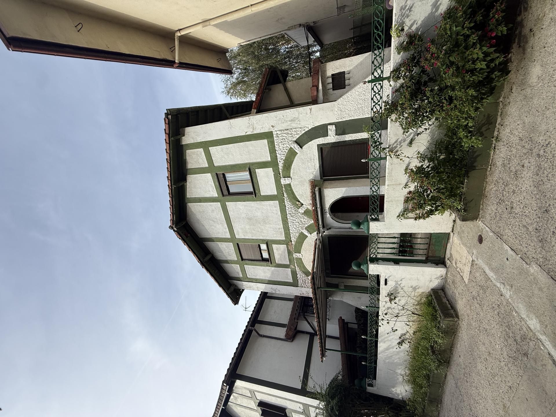 Vista exterior de Casa o chalet en venta en Donostia - San Sebastián  con Terraza y Balcón