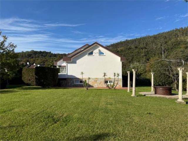 Casa adosada en Venta en Plentzia