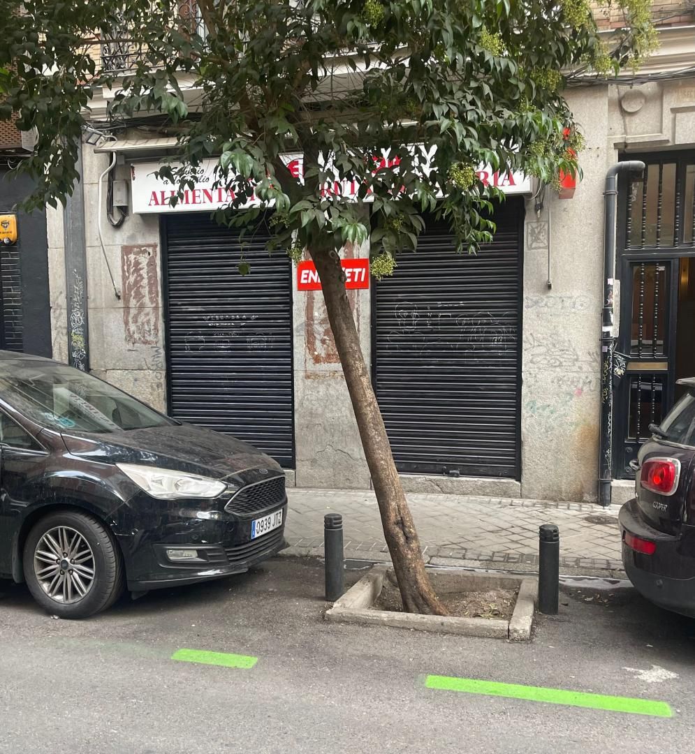 Premises to rent in Calle del Cardenal Cisneros, 28, Trafalgar Exterior view of Premises to rent in  Madrid Capital  with Air Conditioner