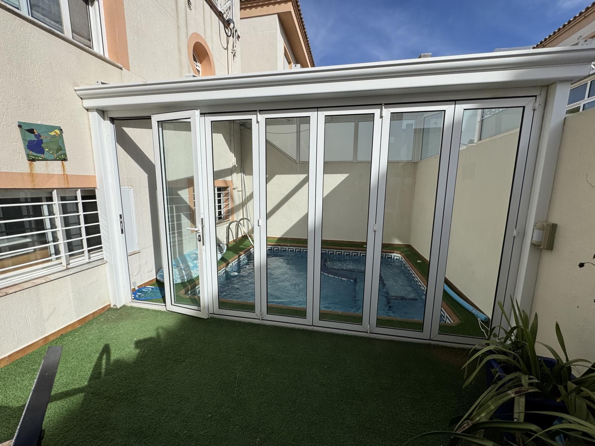 Piscina de Casa o chalet en venta en Gandia con Aire acondicionado, Calefacción y Jardín privado
