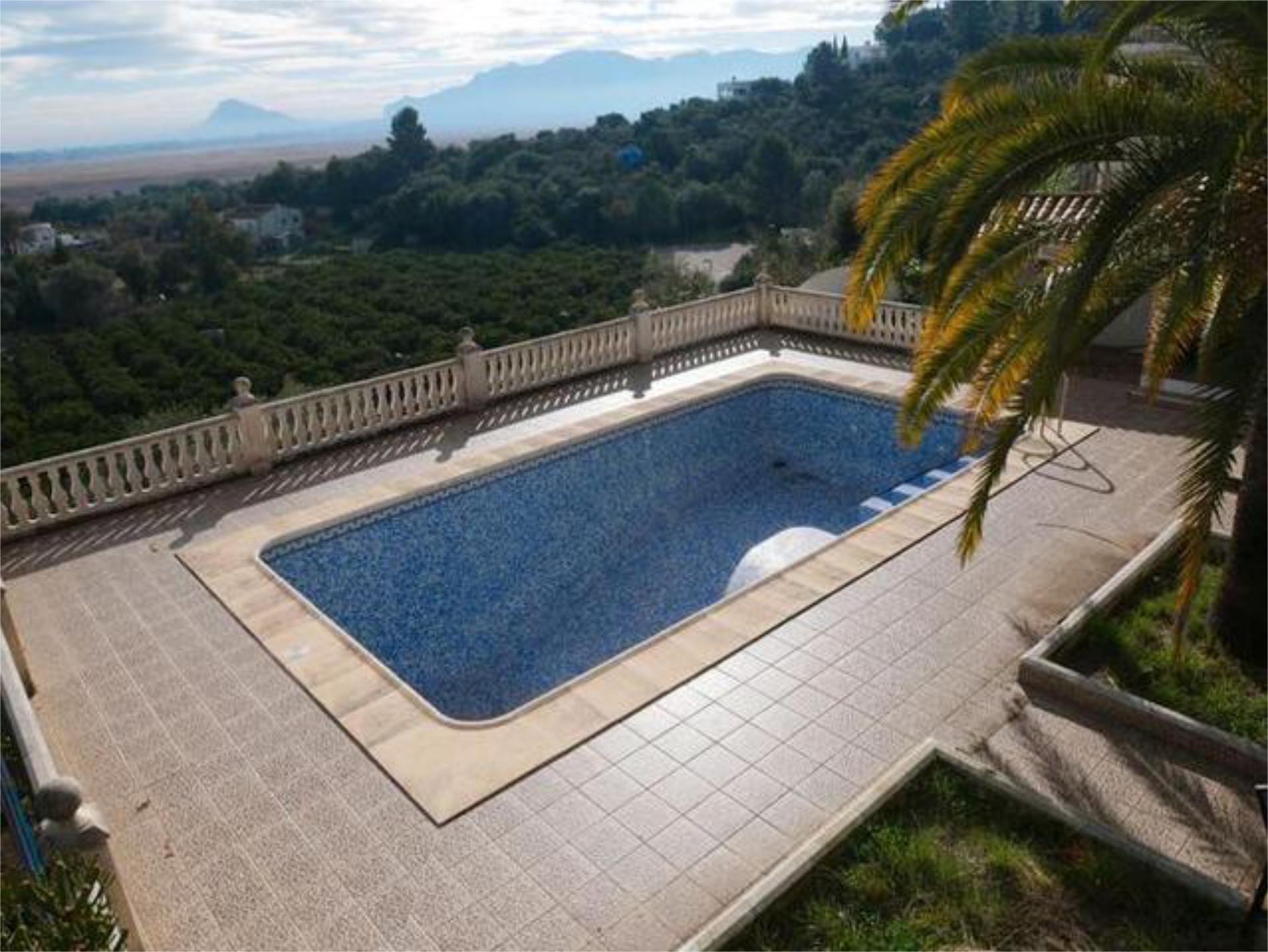 Single-family semi-detached for sale in Oliva pueblo Swimming pool of Single-family semi-detached for sale in Oliva with Private garden, Terrace and Storage room