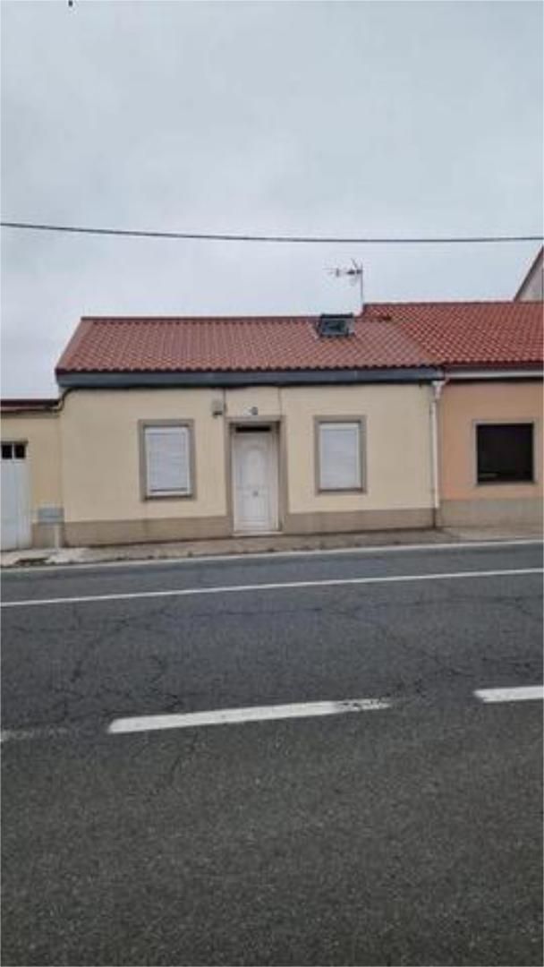 Casa o xalet de lloguer a Carballo Vista exterior de Casa o xalet de lloguer en Carballo amb Calefacció, Jardí privat i Terrassa