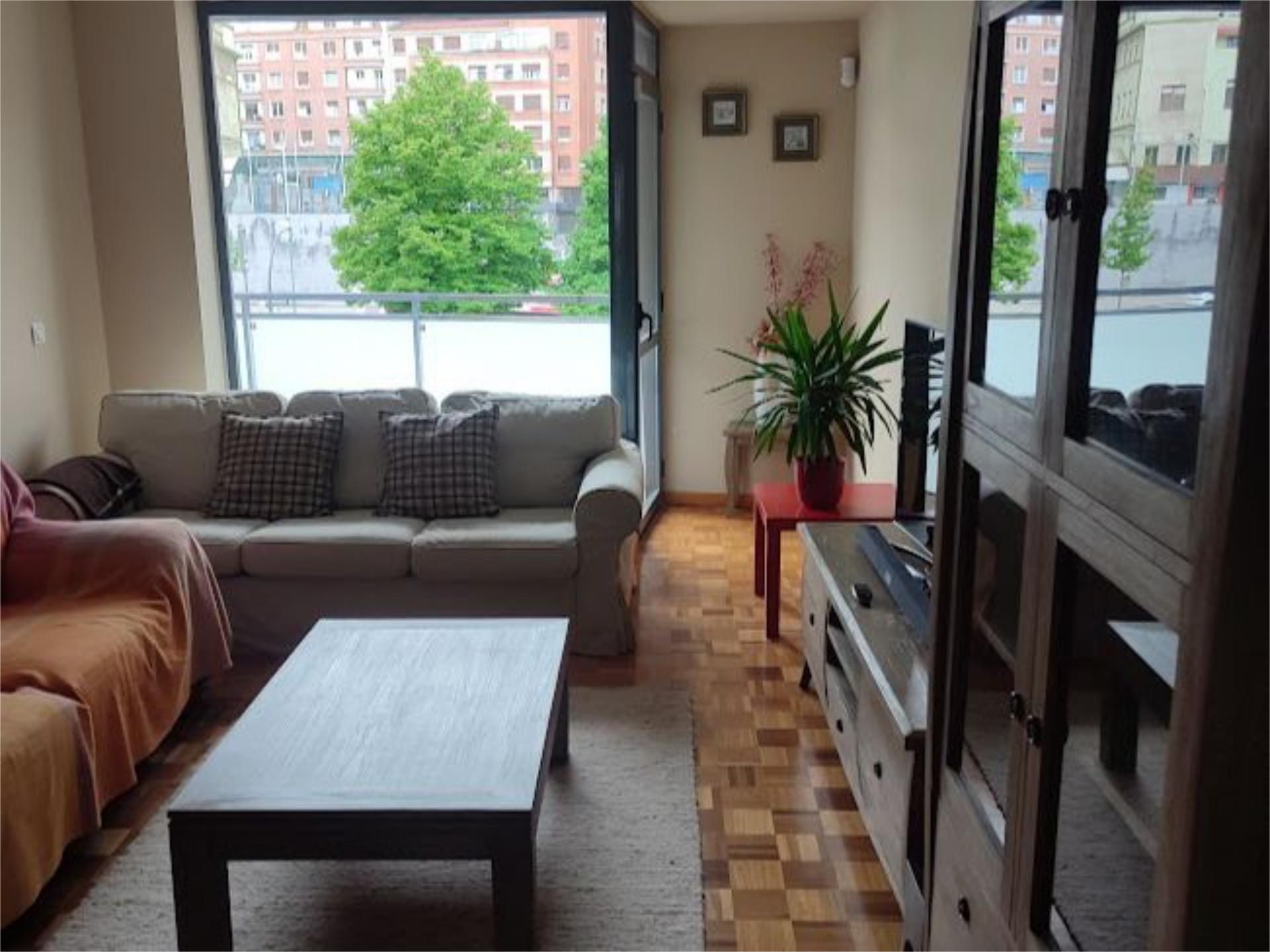 Piso de alquiler en Mena Kalea, 13, Zabala Sala de estar de Piso de alquiler en Bilbao con Calefacción, Parquet y Terraza