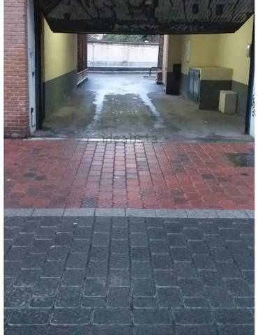 Garaje en Alquiler en Calle Sierra Morena, 42 en Casco Histórico de Vallecas