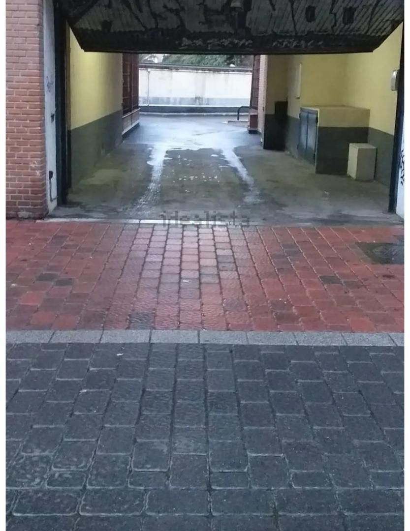 Exterior view of Garage to rent in  Madrid Capital