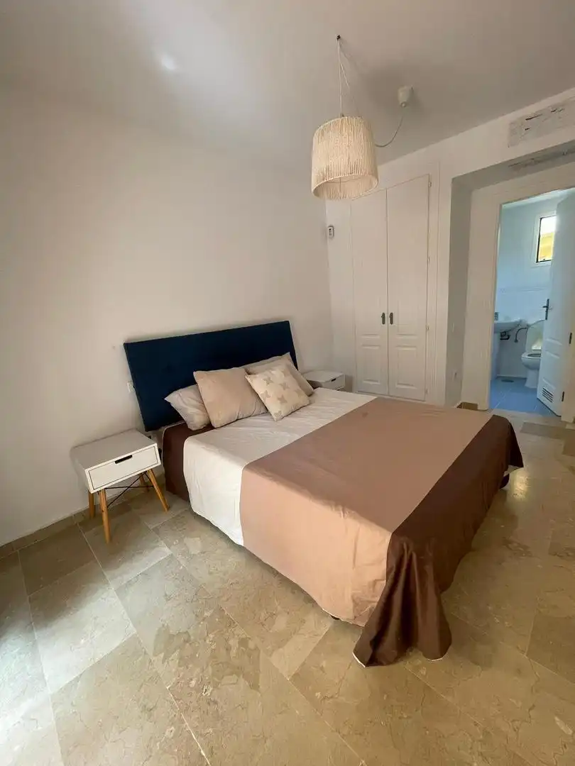 Wohnungen zur Miete in Camino del Peñoncillo, 6, Chullera Schlafzimmer von Wohnungen zur Miete in Manilva mit Klimaanlage, Heizung und Privatgarten