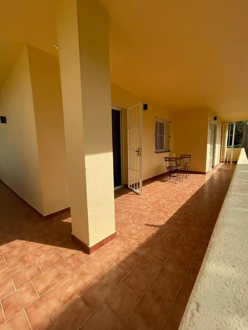 Wohnungen zur Miete in Camino del Peñoncillo, 6, Chullera Terrasse von Wohnungen zur Miete in Manilva mit Klimaanlage, Heizung und Privatgarten