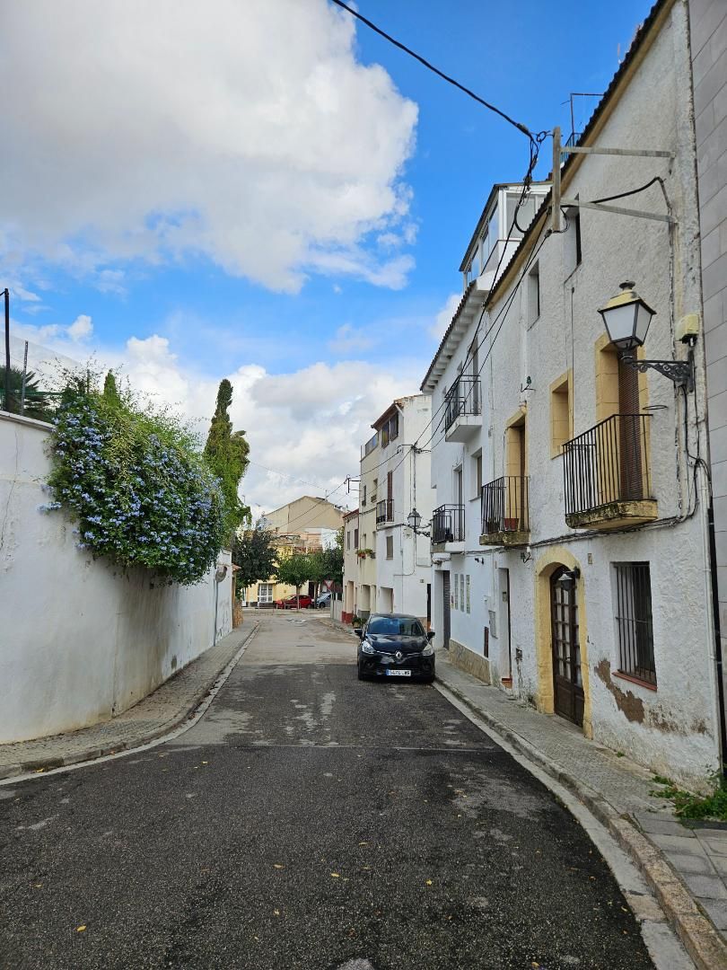 Single-family semi-detached for sale in Carrer de L'església, 11, Castellet i la Gornal Exterior view of Single-family semi-detached for sale in Castellet i la Gornal with Terrace and Balcony
