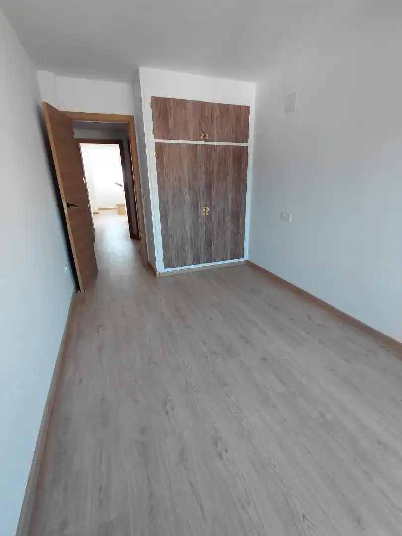 Piso en venta en Carrer Segura, 48, Monóvar / Monòver Piso en venta en Monóvar / Monòver con Amueblado, Horno y Balcón