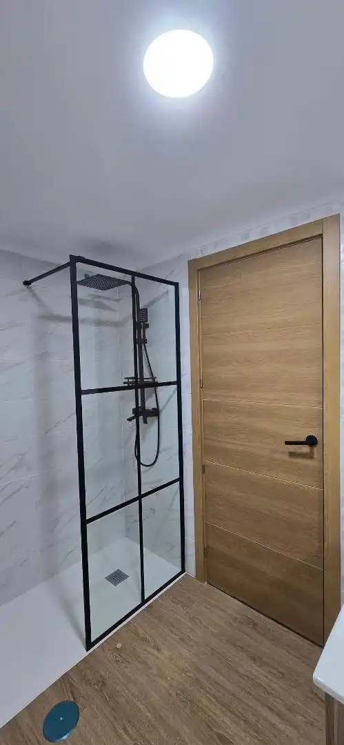 Piso en venta en Carrer Segura, 48, Monóvar / Monòver Baño de Piso en venta en Monóvar / Monòver con Amueblado, Horno y Balcón