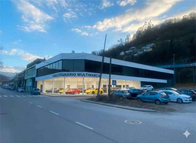 Nave industrial en Alquiler en Santa Marina - Polígono